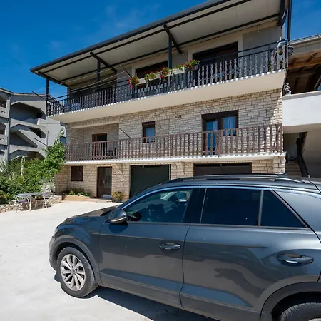 דירה With Parking Space - 25505