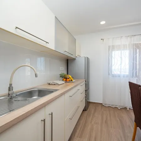 With Parking Space - 25505 דירה *