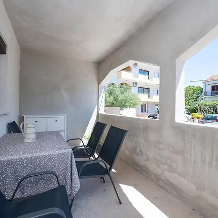 דירה With Parking Space - 25505 זאדאר